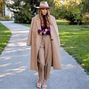 Meet your Posher, Romina